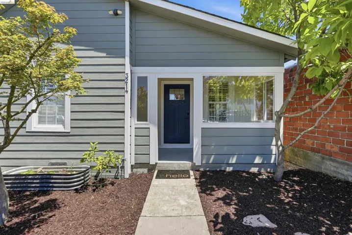 3214 Stuart St, Oakland, California 94602