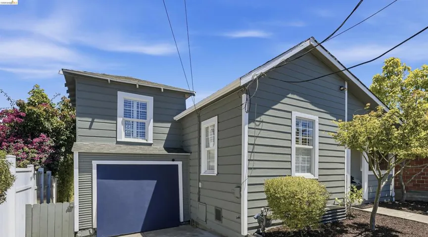 3214 Stuart St, Oakland, California 94602