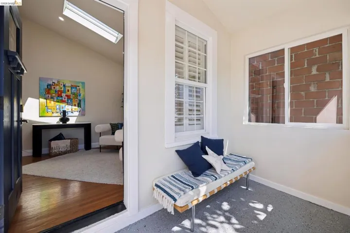 3214 Stuart St, Oakland, California 94602