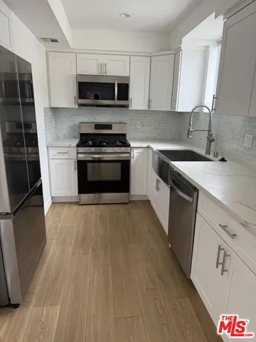 227 N Park View Street 1/2, Los Angeles, California 90026