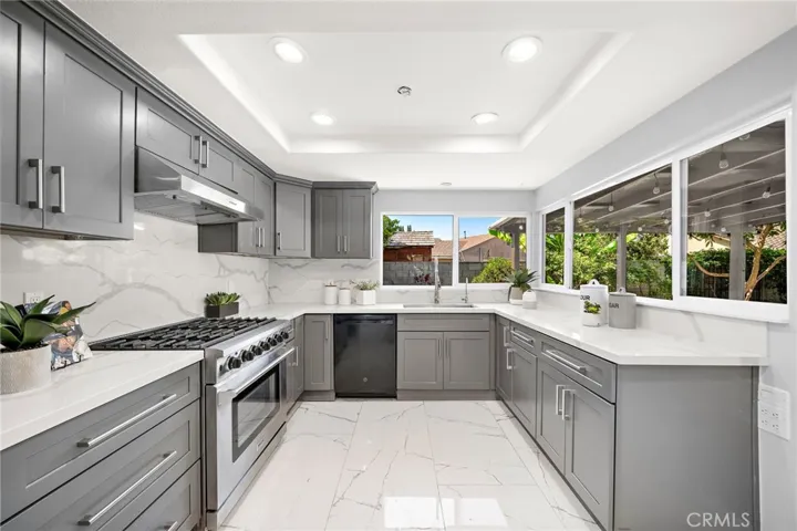 Large windows bring in extra natural light.