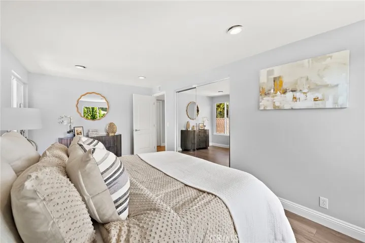 2 of 4 rooms upstairs