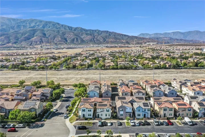 15974 Parkhouse Drive 3, Fontana, California 92336