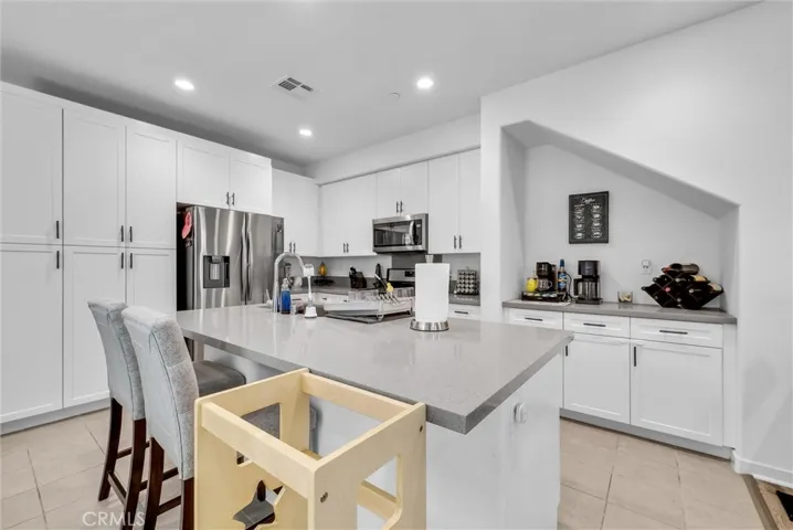15974 Parkhouse Drive 3, Fontana, California 92336