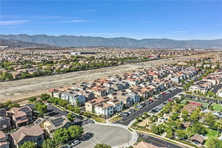 15974 Parkhouse Drive 3, Fontana, California 92336