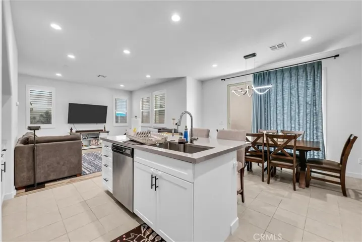 15974 Parkhouse Drive 3, Fontana, California 92336