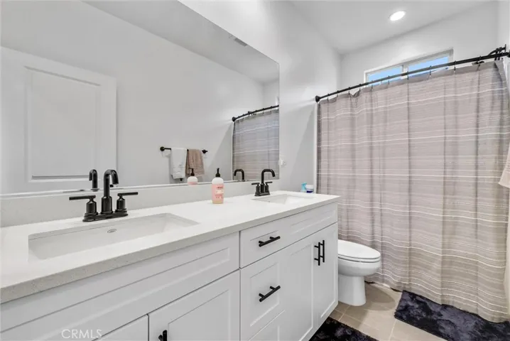 15974 Parkhouse Drive 3, Fontana, California 92336