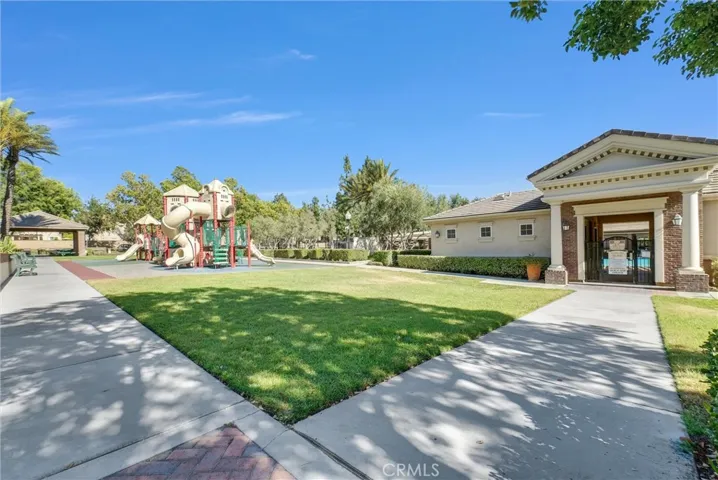 15974 Parkhouse Drive 3, Fontana, California 92336