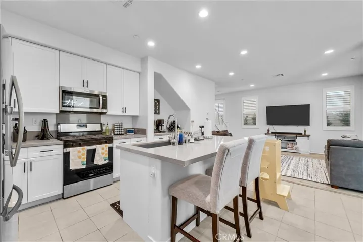 15974 Parkhouse Drive 3, Fontana, California 92336