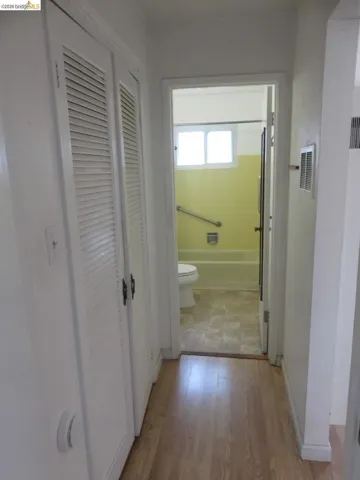 1314 Kains Ave 4, Berkeley, California 94702