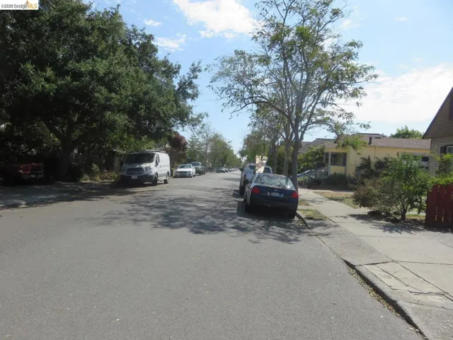 1314 Kains Ave 4, Berkeley, California 94702