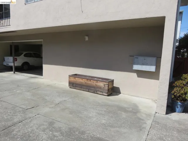 1314 Kains Ave 4, Berkeley, California 94702