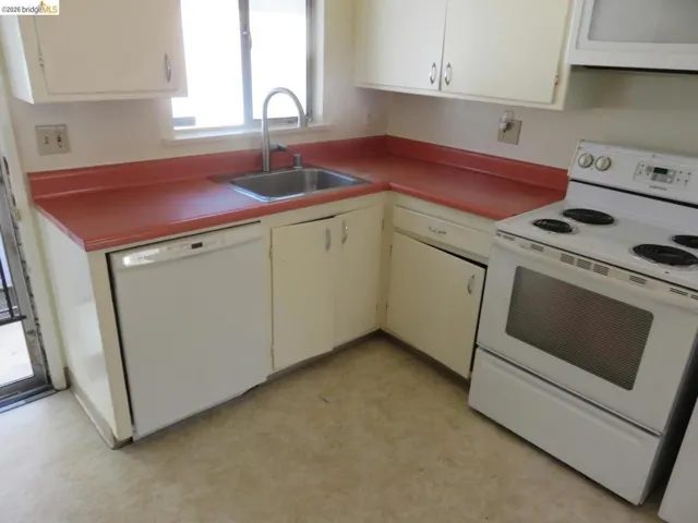 1314 Kains Ave 4, Berkeley, California 94702
