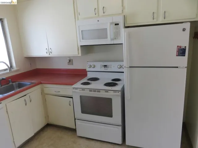 1314 Kains Ave 4, Berkeley, California 94702