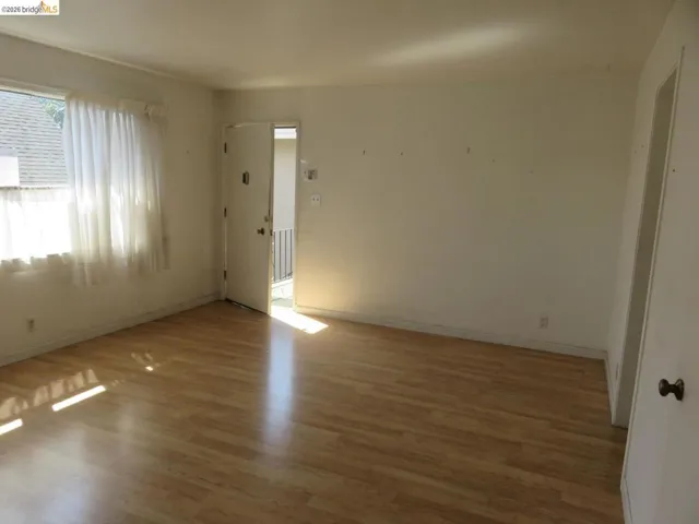 1314 Kains Ave 4, Berkeley, California 94702