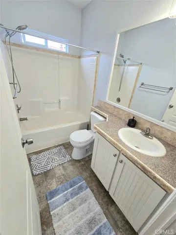 2nd bathroom