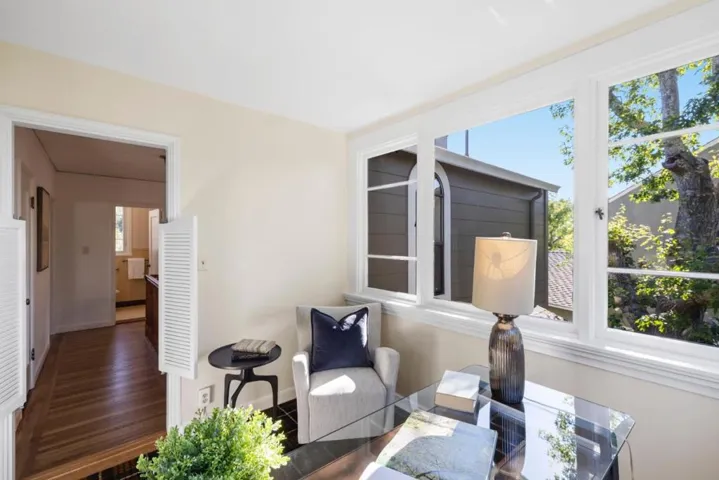 1386 Hillside Circle, Burlingame, California 94010
