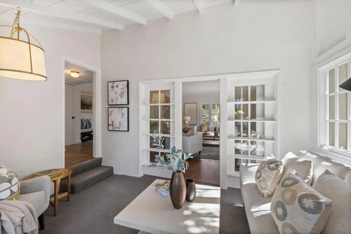 1386 Hillside Circle, Burlingame, California 94010