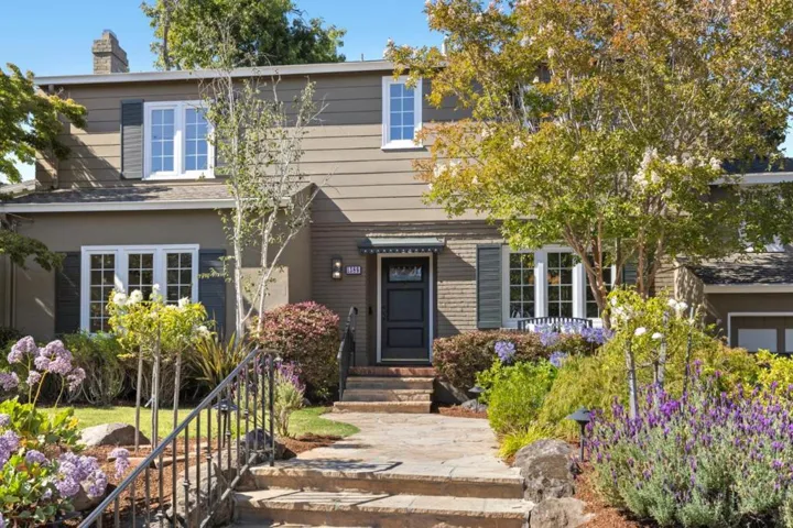 1386 Hillside Circle, Burlingame, California 94010