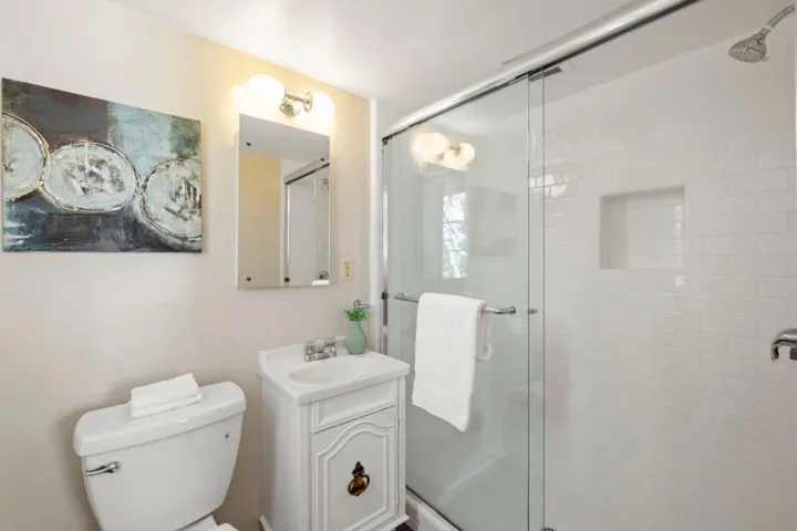 1386 Hillside Circle, Burlingame, California 94010