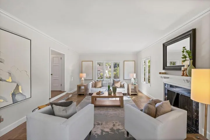 1386 Hillside Circle, Burlingame, California 94010