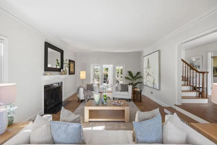 1386 Hillside Circle, Burlingame, California 94010