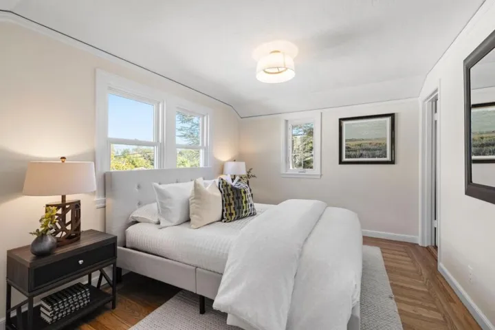 1386 Hillside Circle, Burlingame, California 94010