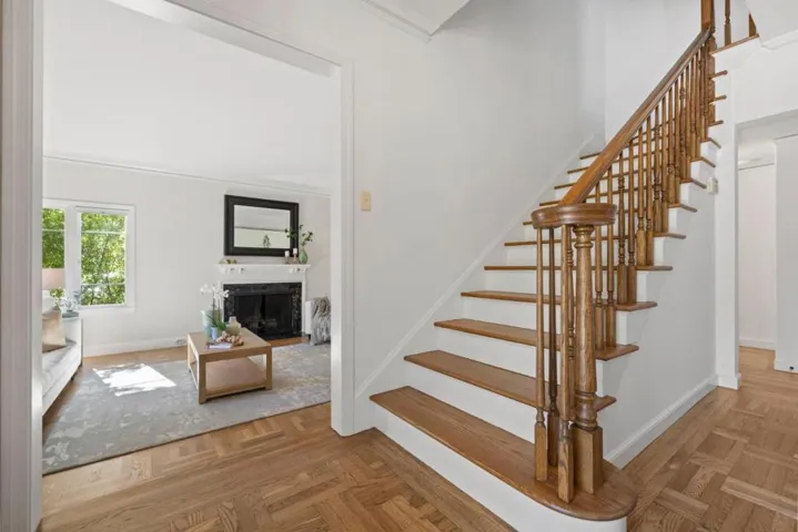 1386 Hillside Circle, Burlingame, California 94010