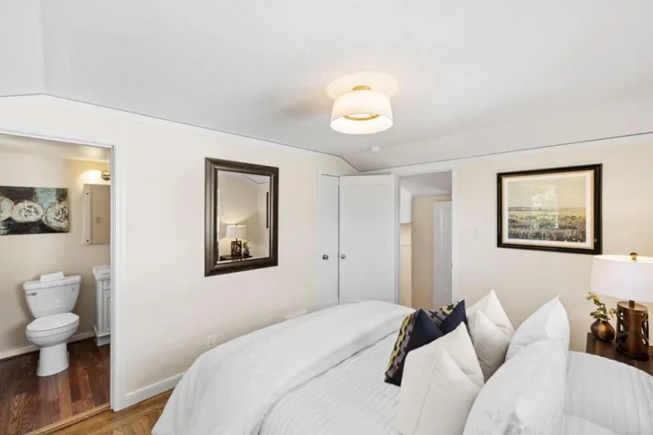 1386 Hillside Circle, Burlingame, California 94010