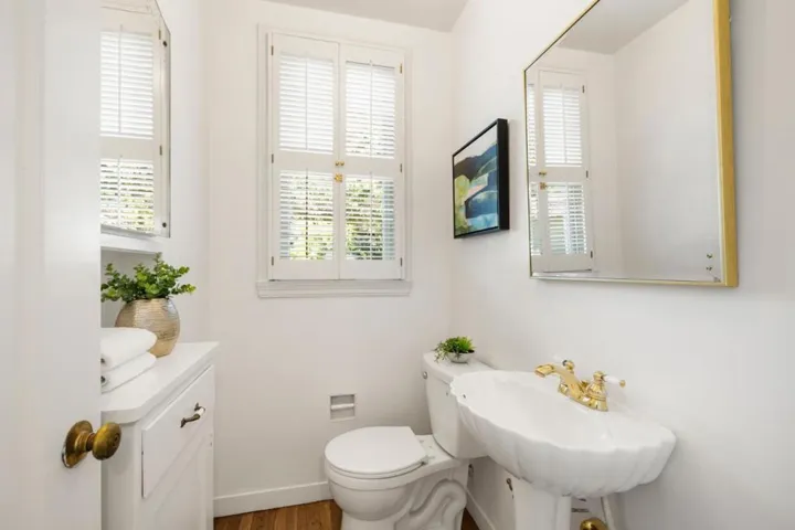 1386 Hillside Circle, Burlingame, California 94010