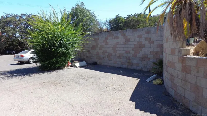28560 Lilac Rd. A, Valley Center, California 92082