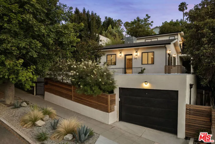 2412 Reservoir Street, Los Angeles, California 90026