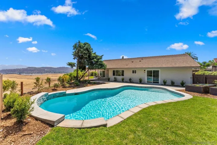 1778 Shady Crest Pl, El Cajon, California 92020