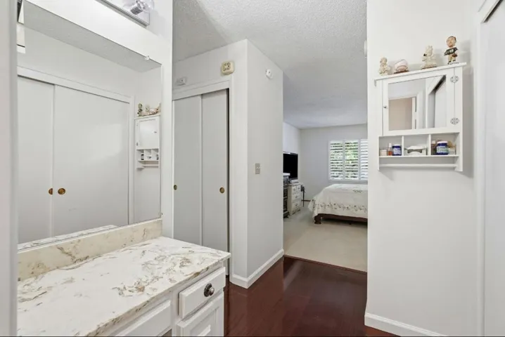 5435 Cribari Grn, San Jose, California 95135
