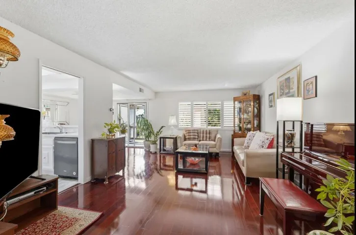 5435 Cribari Grn, San Jose, California 95135