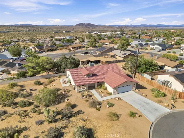 58772 La Mirada Trail, Yucca Valley, California 92284