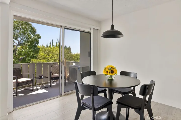 4343 Finley, Los Angeles, California 90027