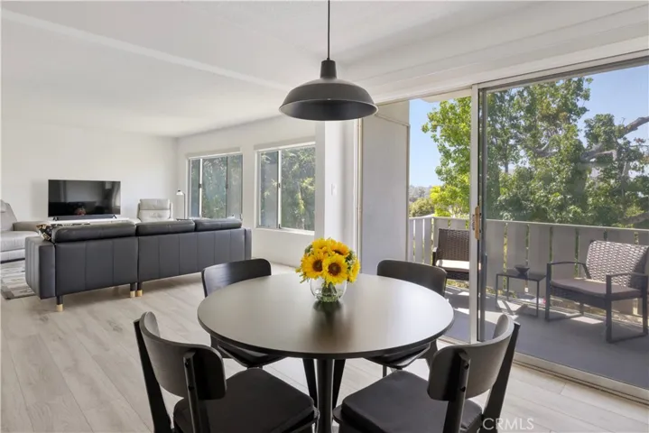 4343 Finley, Los Angeles, California 90027