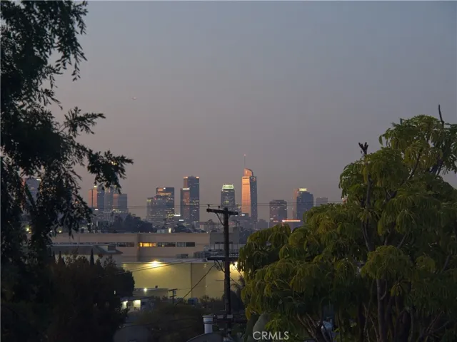 4343 Finley, Los Angeles, California 90027