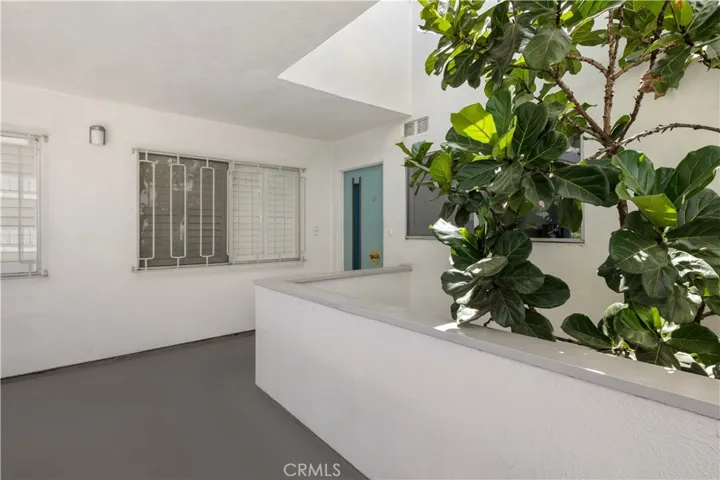 4343 Finley, Los Angeles, California 90027