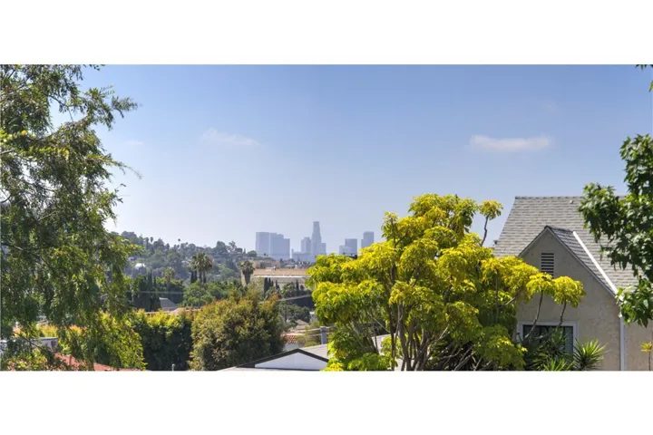 4343 Finley, Los Angeles, California 90027