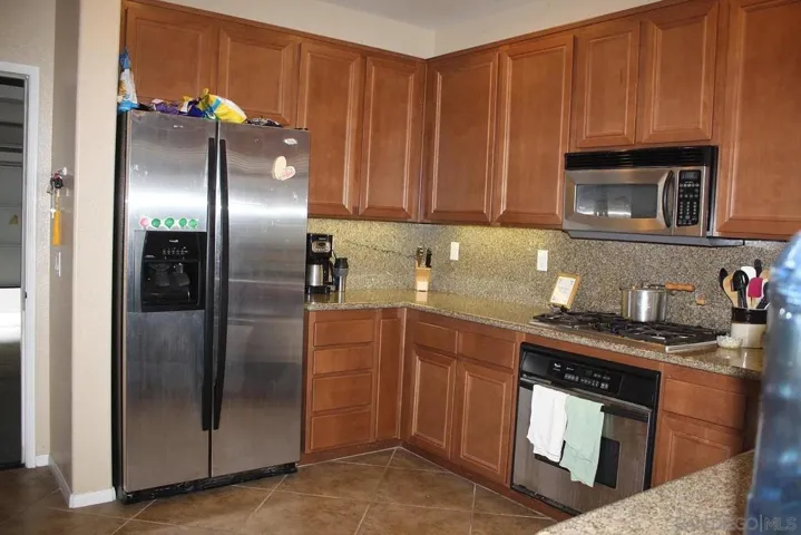 6170 Mystra Point, San Diego, California 92130