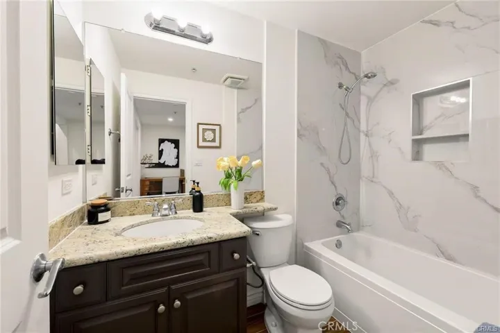 68 E Bay State Street 3g, Alhambra, California 91801