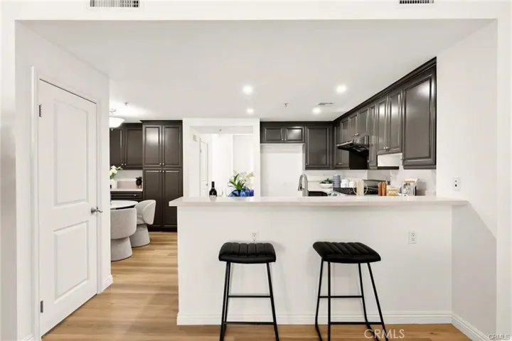 68 E Bay State Street 3g, Alhambra, California 91801