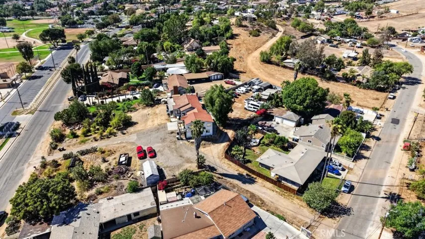 5145 Mitchell, Riverside, California 92505