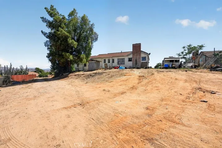 5145 Mitchell, Riverside, California 92505