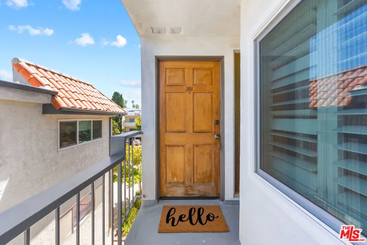 1127 10th St 201, Santa Monica, California 90403