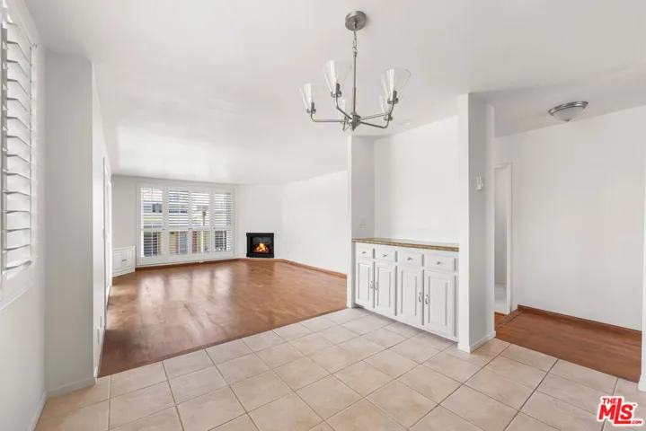 1127 10th St 201, Santa Monica, California 90403