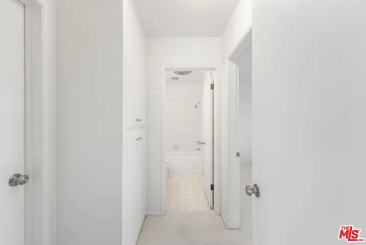 1127 10th St 201, Santa Monica, California 90403