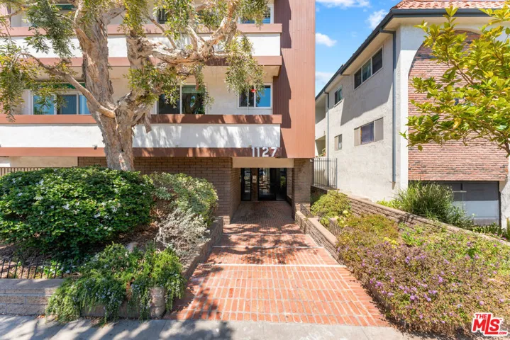 1127 10th St 201, Santa Monica, California 90403